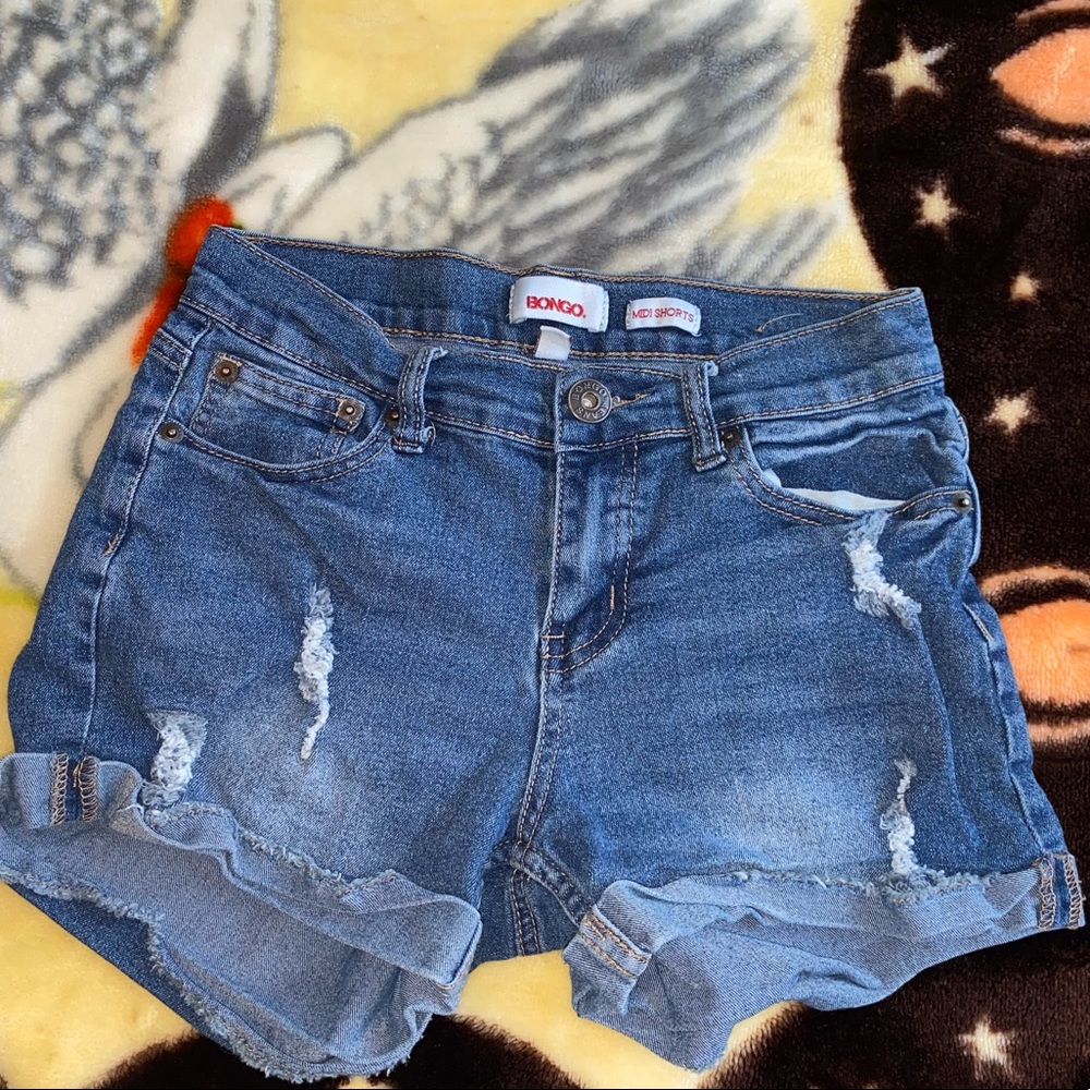 Midi ripped Jean shorts